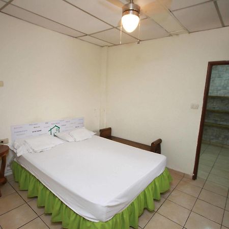 Hostal Casa Verde Santa Ana Bagian luar foto